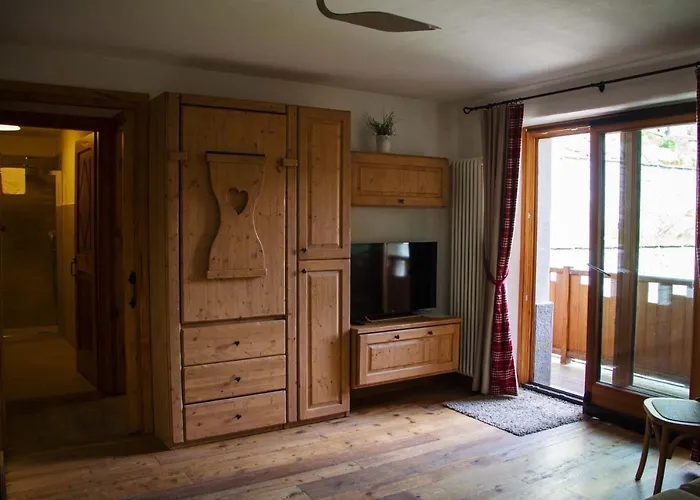 Апартаменти Maison Carrel Elegant 12